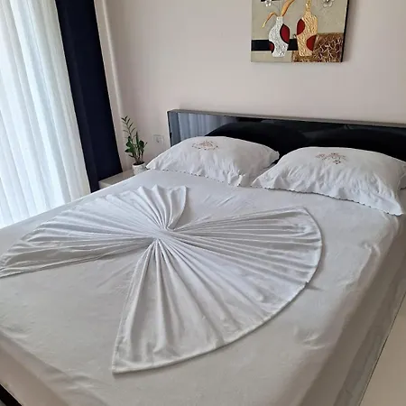 招待所 Guests House *